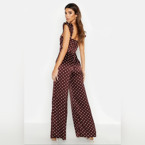❤NWT-❤️🥂 BOOHOO Polka Dot Satin Sweetheart Button Jumpsuit CHOCOLATE - Picture 2 of 2